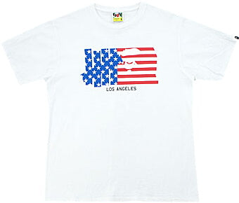 A BATHING APE×UNDEFEATED 'LOS ANGELES FLAG TEE' T-shirt M UNDEFEATED BAPE A BATHING APE