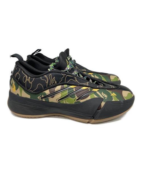 BAPE DAME9 is not a phrase that directly translates to English, as "BAPE" is a brand name