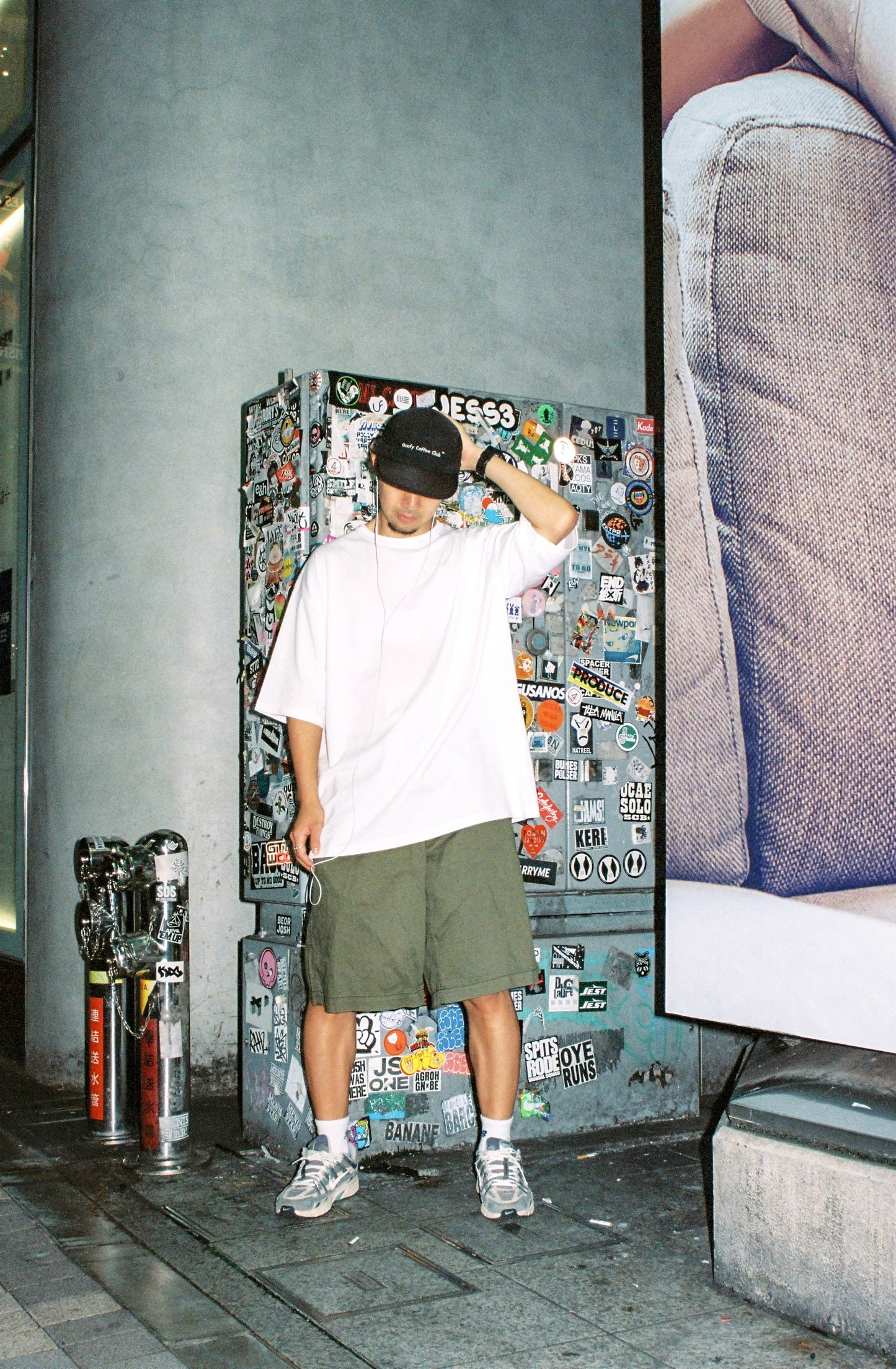 【Pre-Order Shipping from 15th May 2025】Bubble Graphic Tee