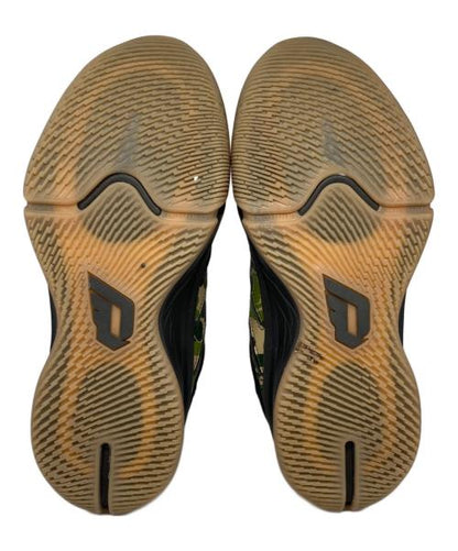 BAPE DAME9 is not a phrase that directly translates to English, as "BAPE" is a brand name